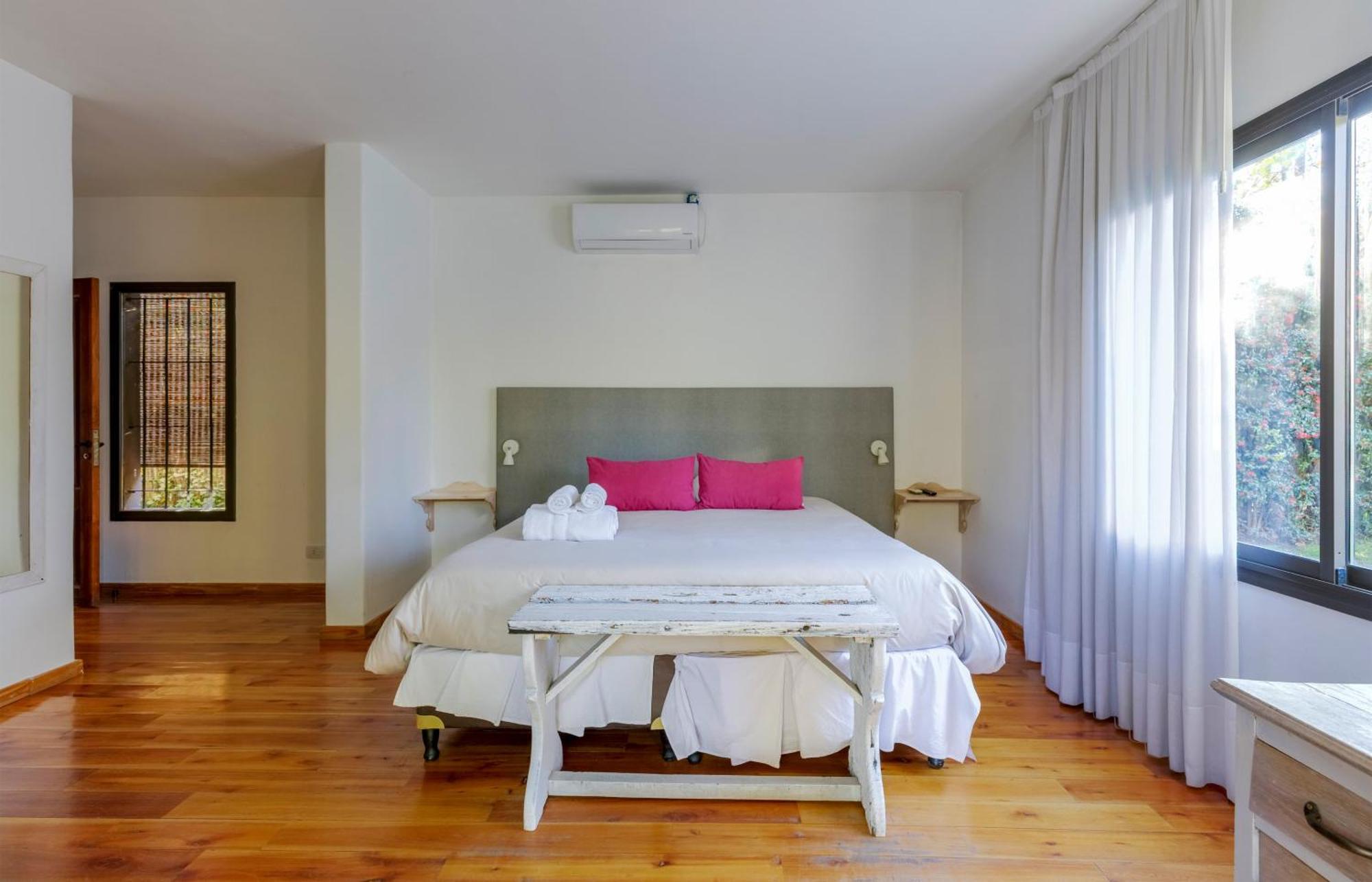 Hotel Casa Lopez Chacras de Coria Esterno foto